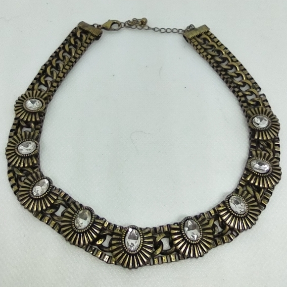 👍5 for $20 Gold Tone & Rhinestone Detailed Texture Necklace - Picture 6 of 6